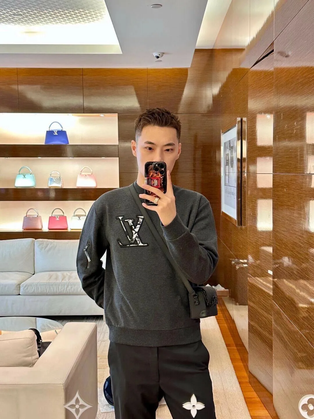Louis Vuitton/